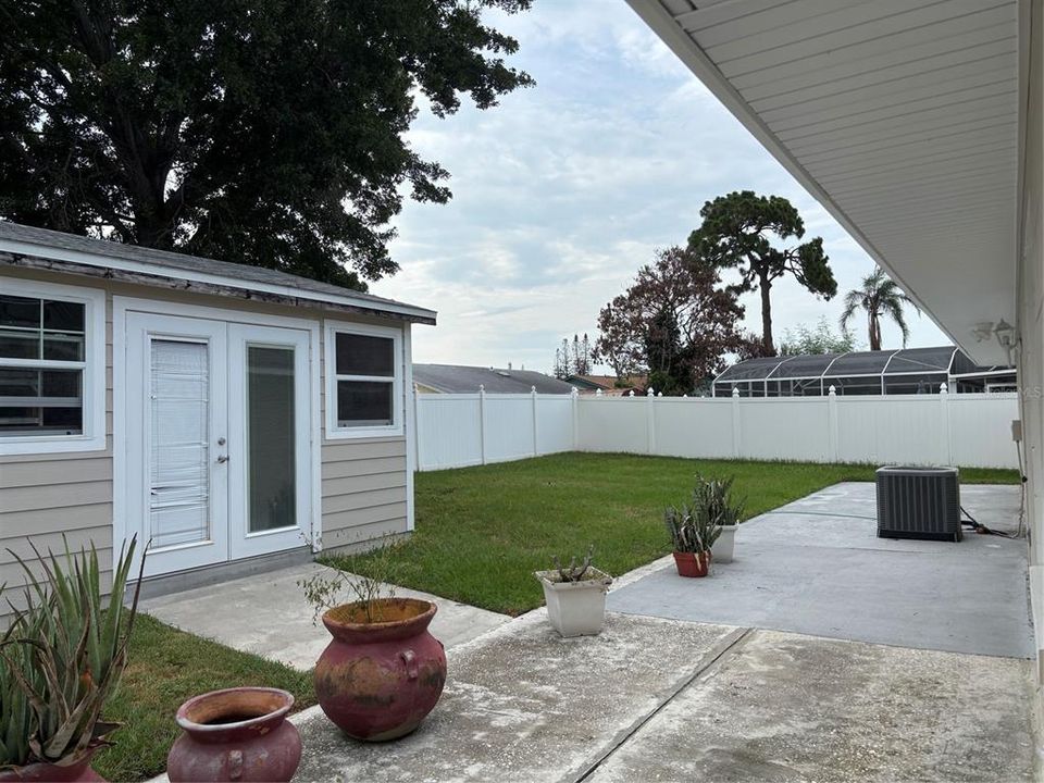 For Sale: $415,000 (4 beds, 2 baths, 1599 Square Feet)