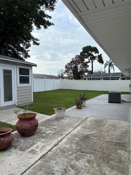 For Sale: $415,000 (4 beds, 2 baths, 1599 Square Feet)