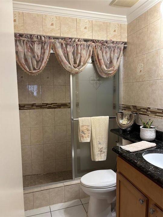 For Sale: $415,000 (4 beds, 2 baths, 1599 Square Feet)