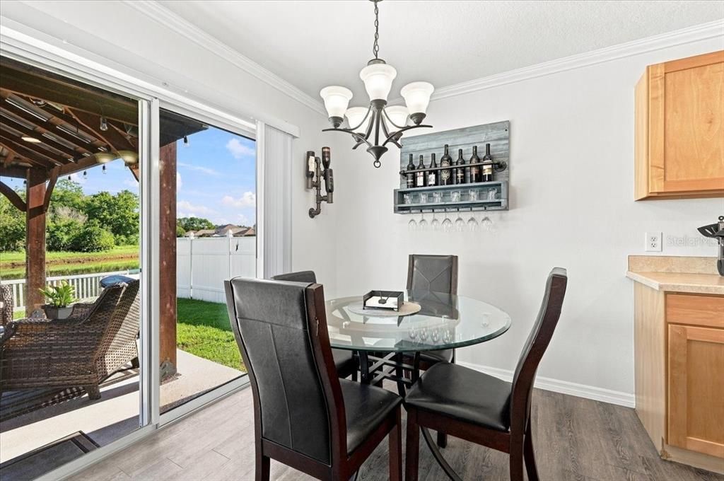 For Sale: $325,000 (4 beds, 2 baths, 1926 Square Feet)