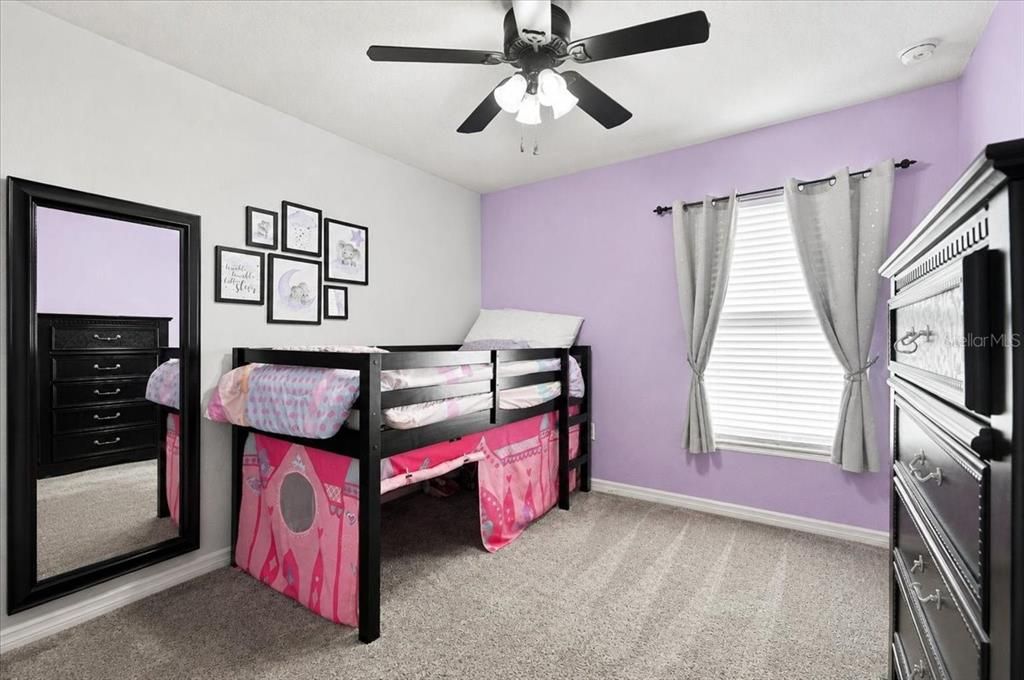 For Sale: $325,000 (4 beds, 2 baths, 1926 Square Feet)