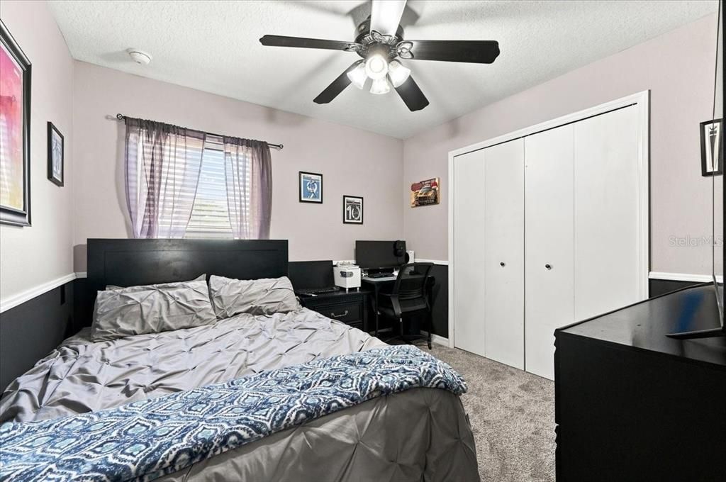 For Sale: $325,000 (4 beds, 2 baths, 1926 Square Feet)