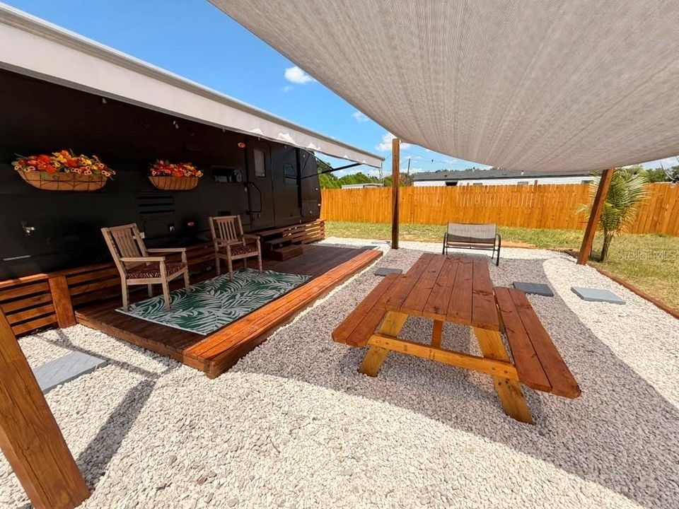 В аренду: $1,250 (2 спален, 1 ванн, 300 Квадратных фут)