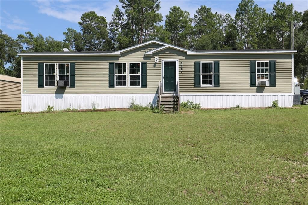 For Sale: $240,000 (3 beds, 2 baths, 1512 Square Feet)