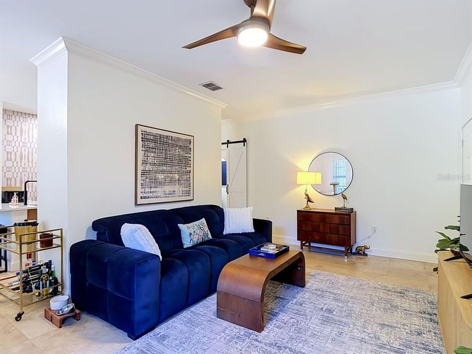 En Venta: $330,000 (3 camas, 2 baños, 1300 Pies cuadrados)