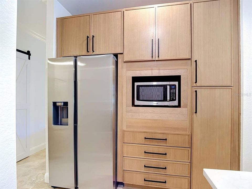 En Venta: $330,000 (3 camas, 2 baños, 1300 Pies cuadrados)