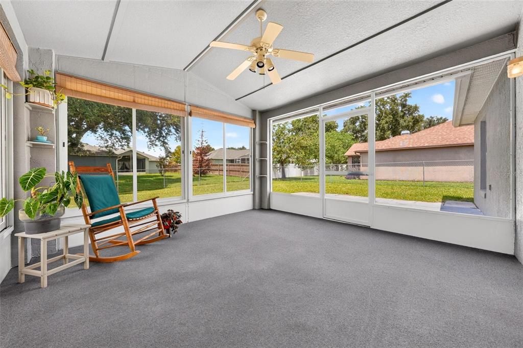 Active With Contract: $315,000 (3 beds, 2 baths, 1241 Square Feet)