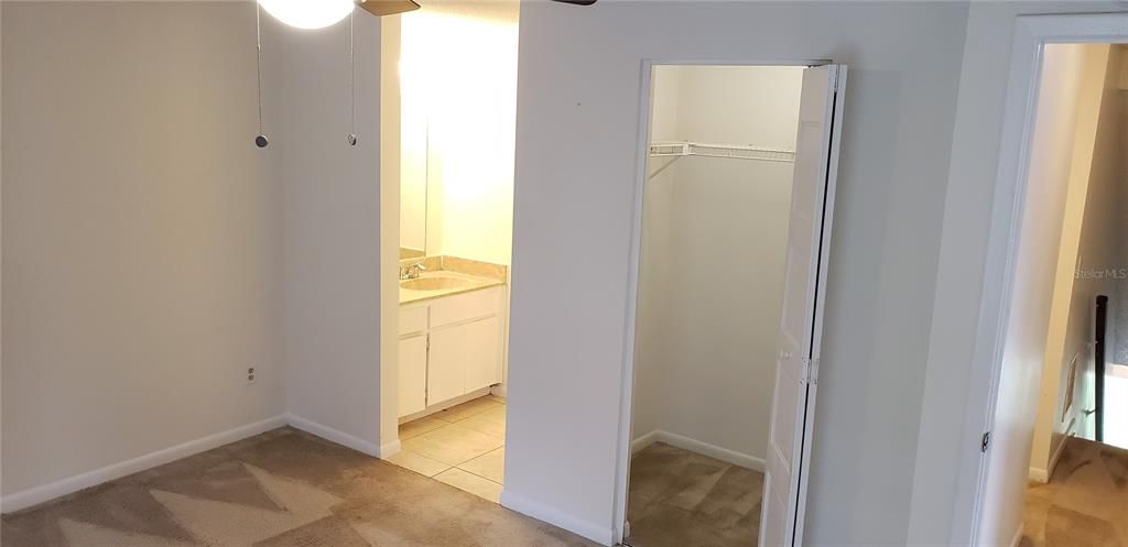 For Rent: $2,095 (3 beds, 2 baths, 1407 Square Feet)