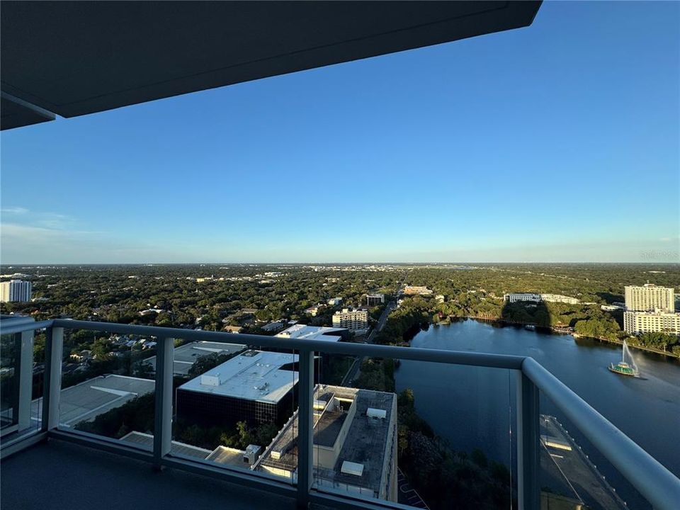 For Rent: $9,990 (4 beds, 3 baths, 3172 Square Feet)