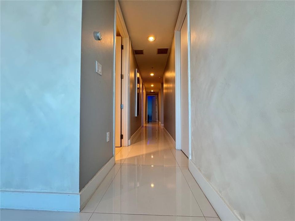 For Rent: $9,990 (4 beds, 3 baths, 3172 Square Feet)