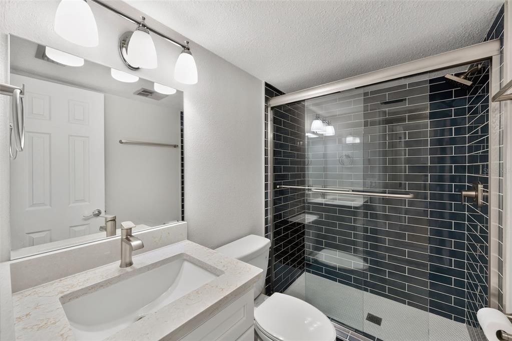 На продажу: $195,000 (2 спален, 2 ванн, 1050 Квадратных фут)