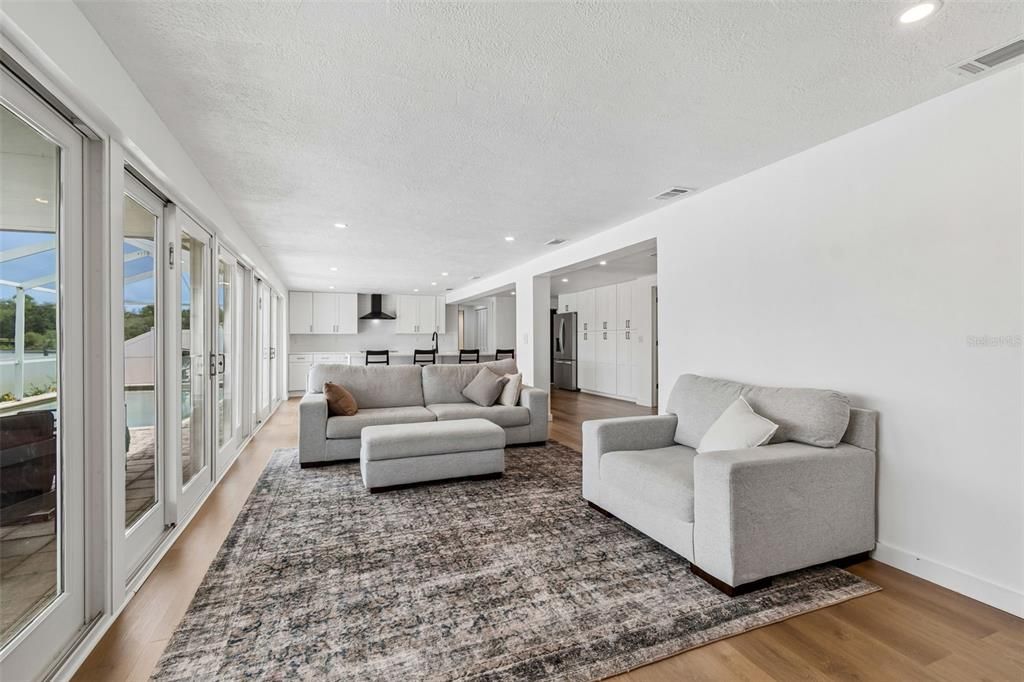Active With Contract: $459,900 (4 beds, 3 baths, 1761 Square Feet)