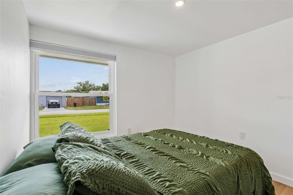 Active With Contract: $459,900 (4 beds, 3 baths, 1761 Square Feet)
