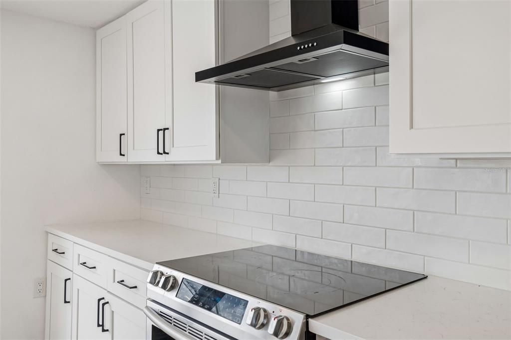 Active With Contract: $459,900 (4 beds, 3 baths, 1761 Square Feet)