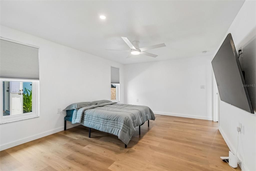 Active With Contract: $459,900 (4 beds, 3 baths, 1761 Square Feet)