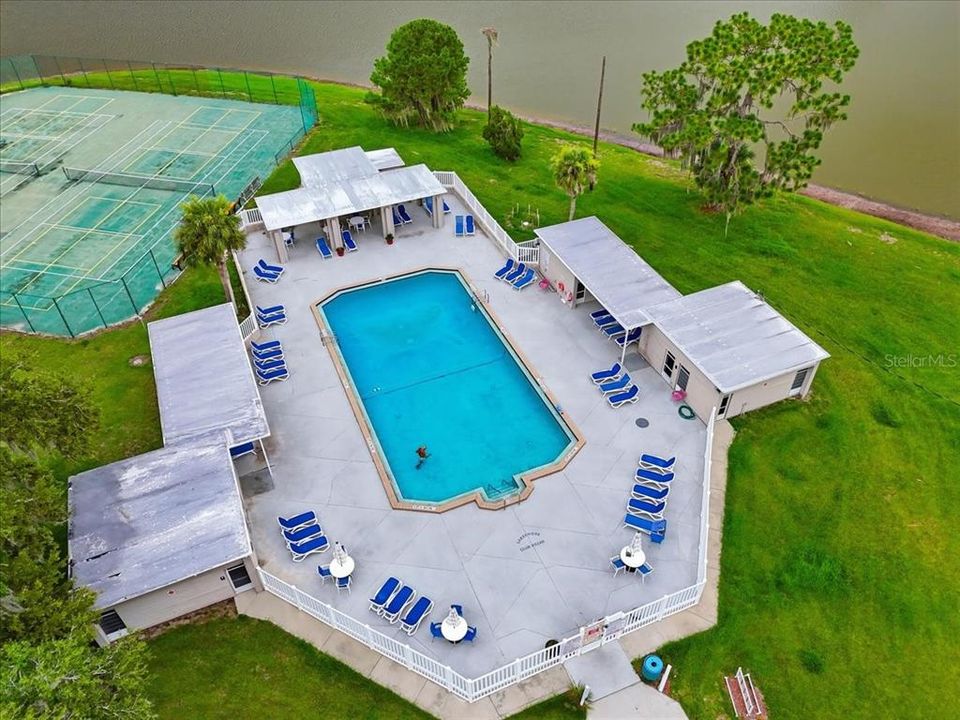For Sale: $110,000 (1 beds, 1 baths, 648 Square Feet)