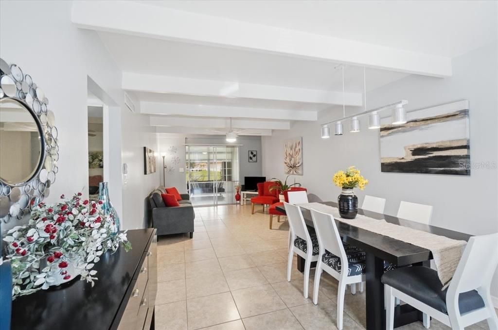 For Sale: $110,000 (1 beds, 1 baths, 648 Square Feet)