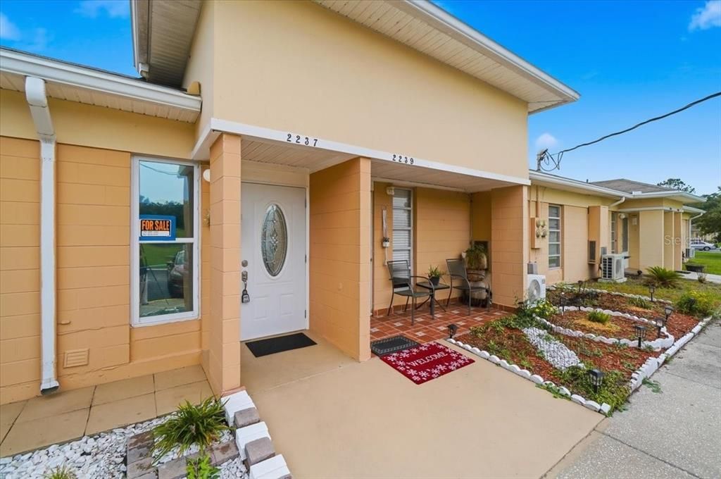 For Sale: $110,000 (1 beds, 1 baths, 648 Square Feet)