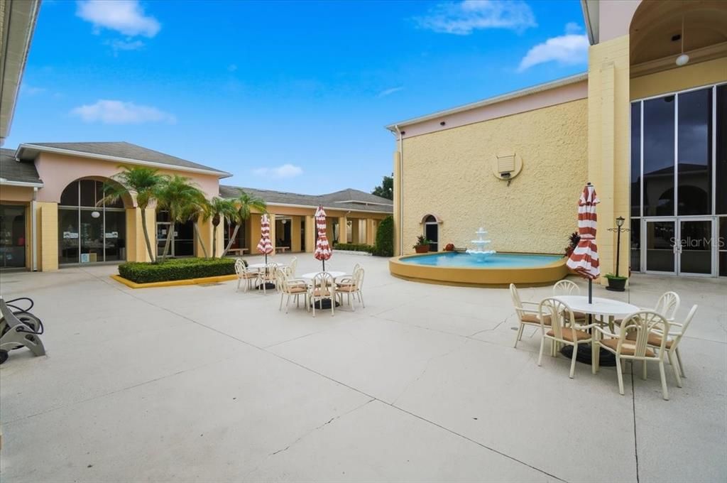 For Sale: $110,000 (1 beds, 1 baths, 648 Square Feet)