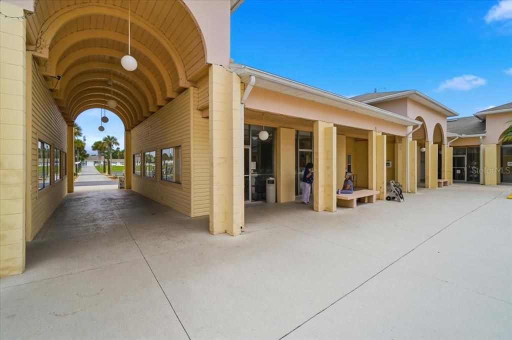 For Sale: $110,000 (1 beds, 1 baths, 648 Square Feet)