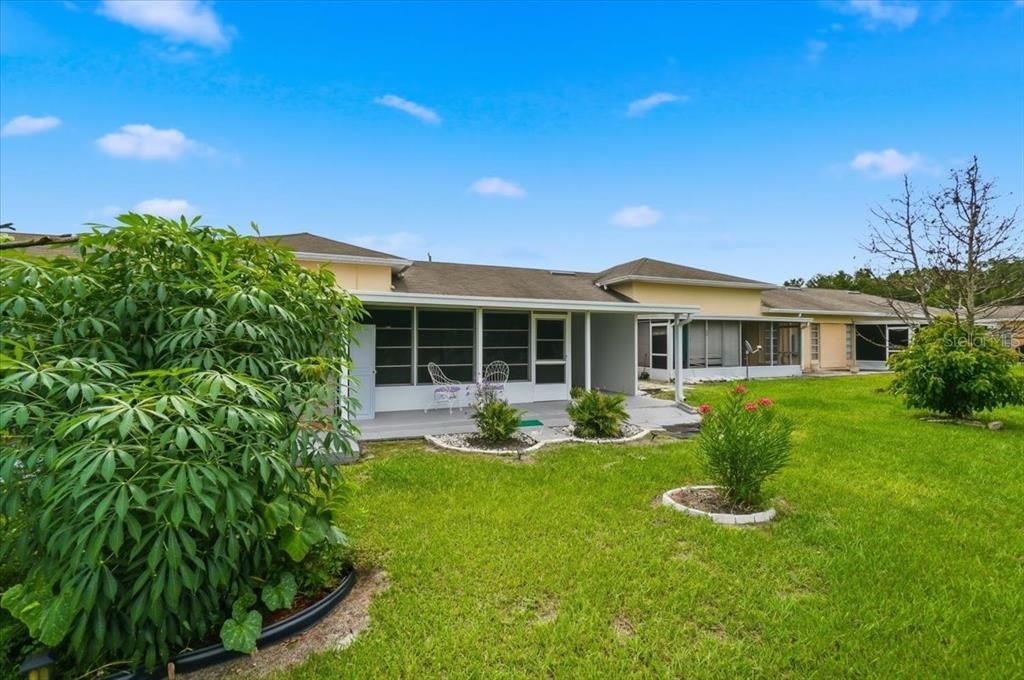 For Sale: $110,000 (1 beds, 1 baths, 648 Square Feet)