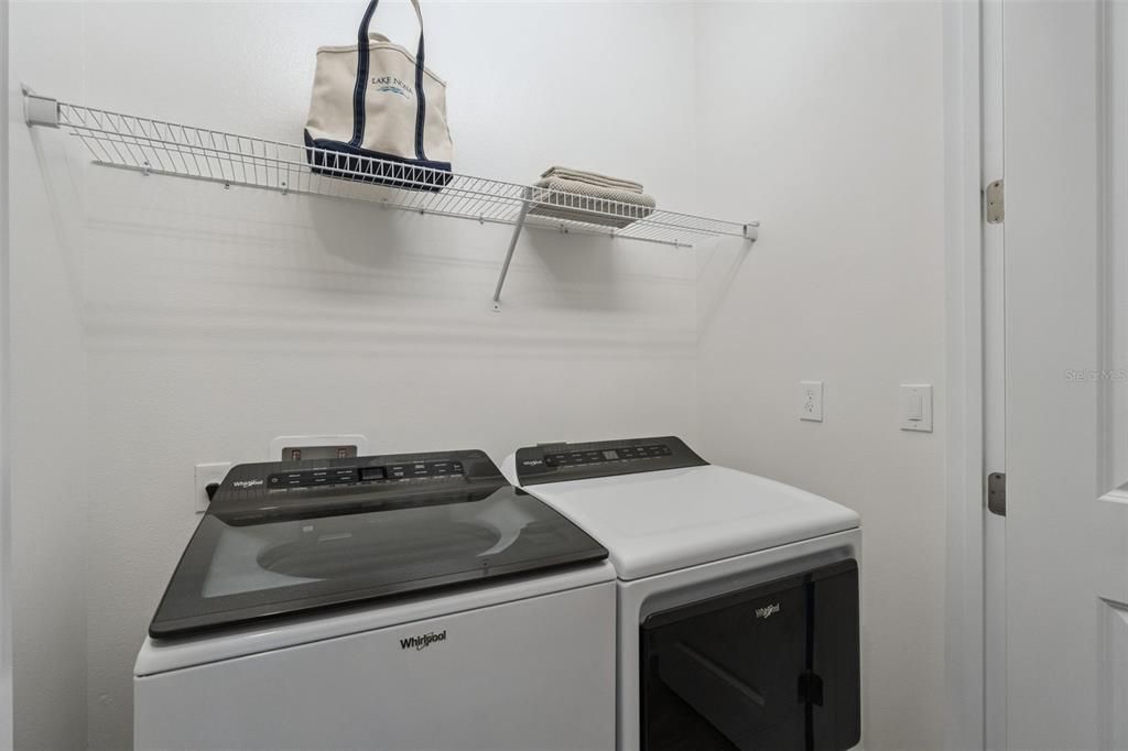 For Sale: $629,900 (3 beds, 2 baths, 1589 Square Feet)