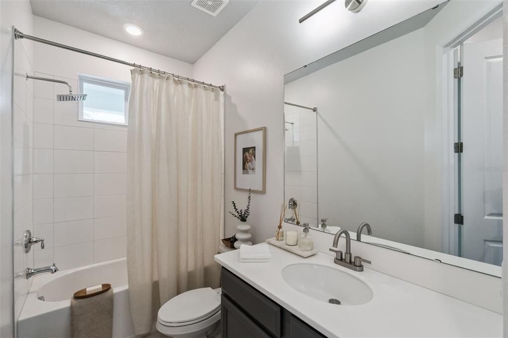 For Sale: $629,900 (3 beds, 2 baths, 1589 Square Feet)