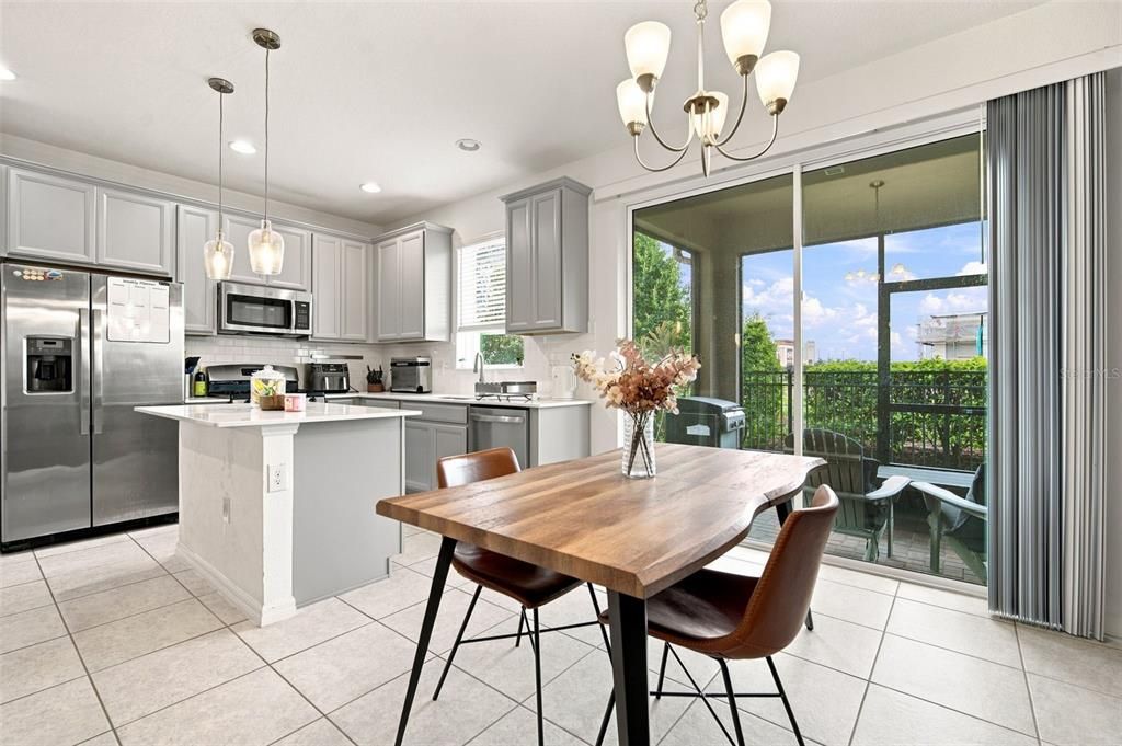 For Sale: $249,000 (3 beds, 2 baths, 1617 Square Feet)