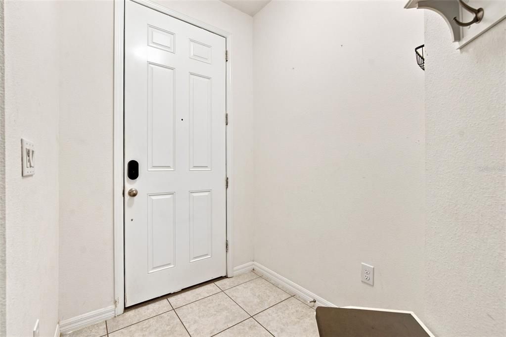 For Sale: $249,000 (3 beds, 2 baths, 1617 Square Feet)
