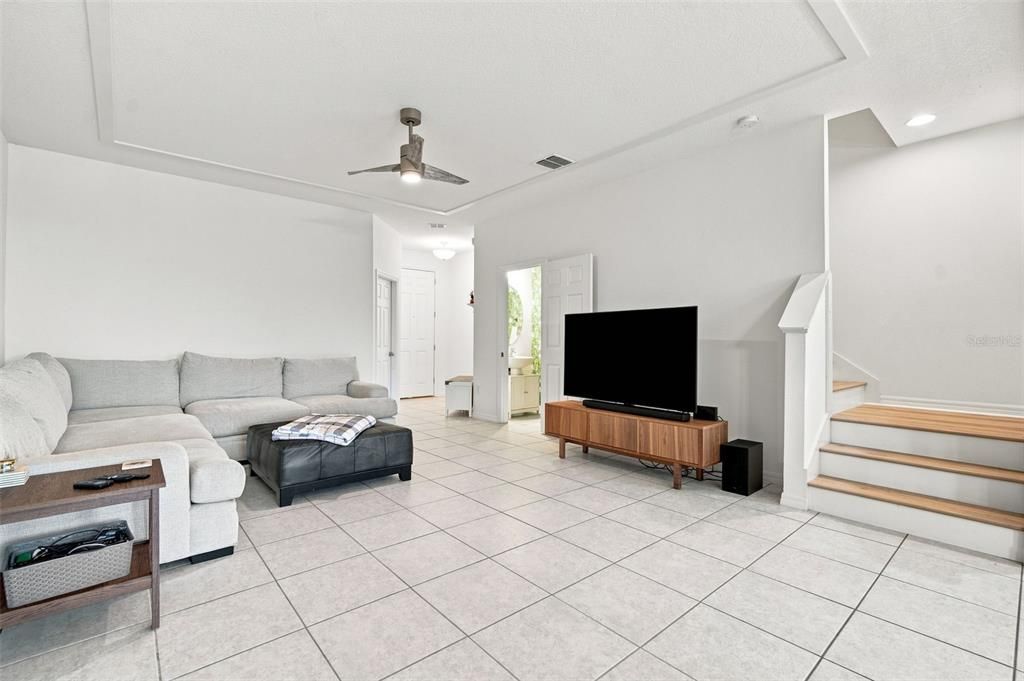 For Sale: $249,000 (3 beds, 2 baths, 1617 Square Feet)