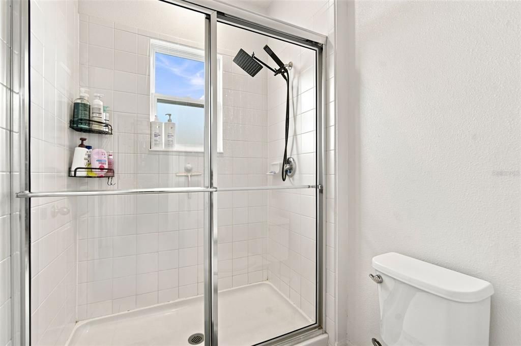 For Sale: $249,000 (3 beds, 2 baths, 1617 Square Feet)