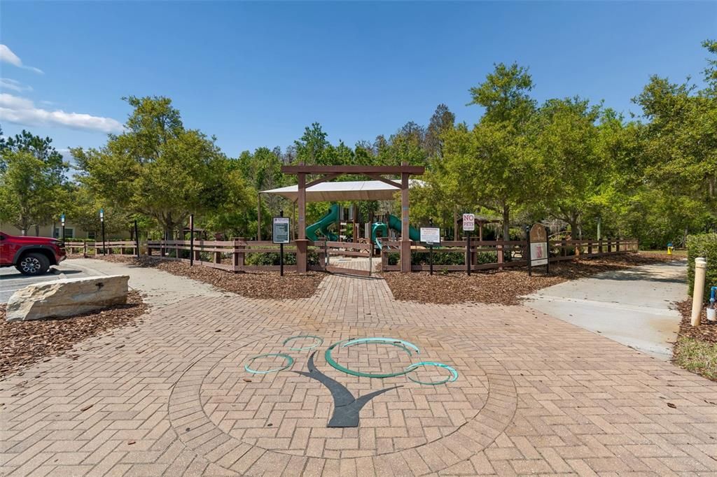 For Sale: $750,000 (4 beds, 3 baths, 3318 Square Feet)