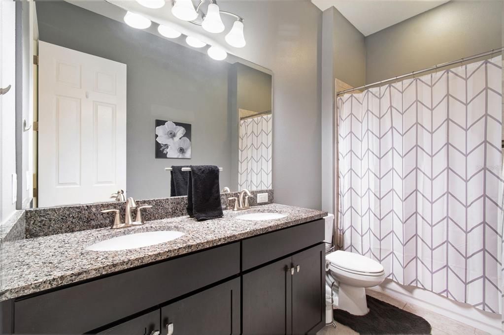 For Sale: $750,000 (4 beds, 3 baths, 3318 Square Feet)