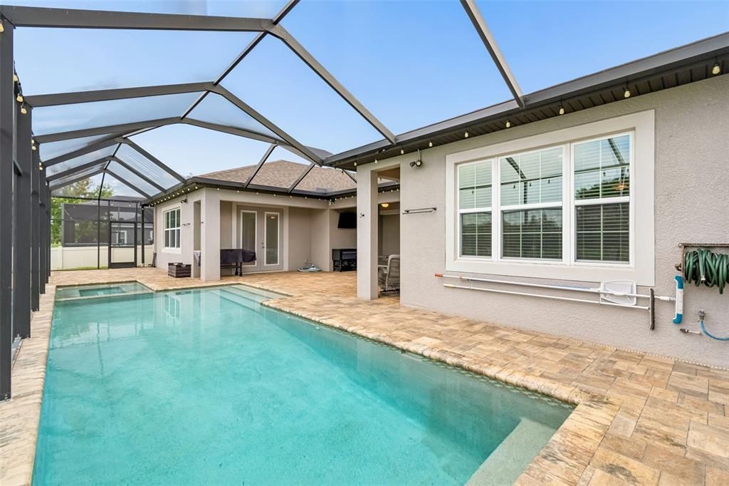 For Sale: $750,000 (4 beds, 3 baths, 3318 Square Feet)
