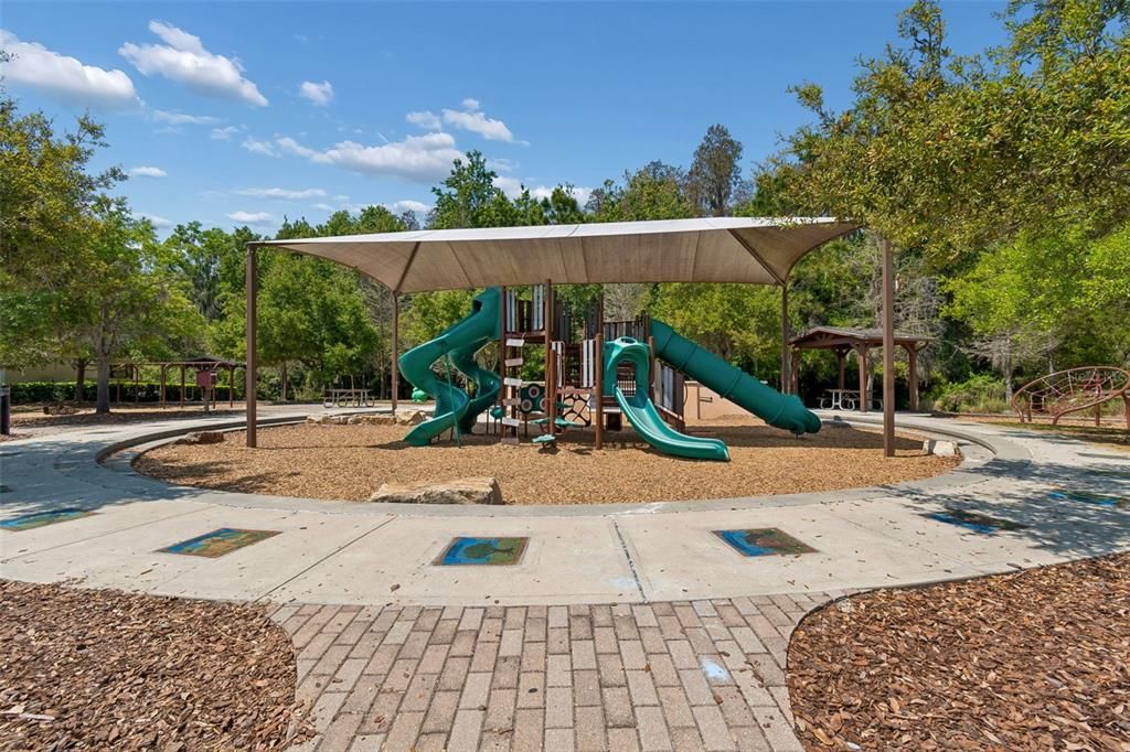 For Sale: $750,000 (4 beds, 3 baths, 3318 Square Feet)