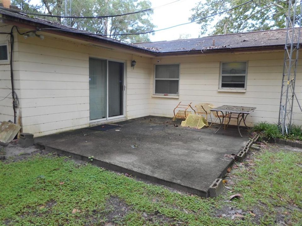 En Venta: $180,000 (3 camas, 2 baños, 1600 Pies cuadrados)