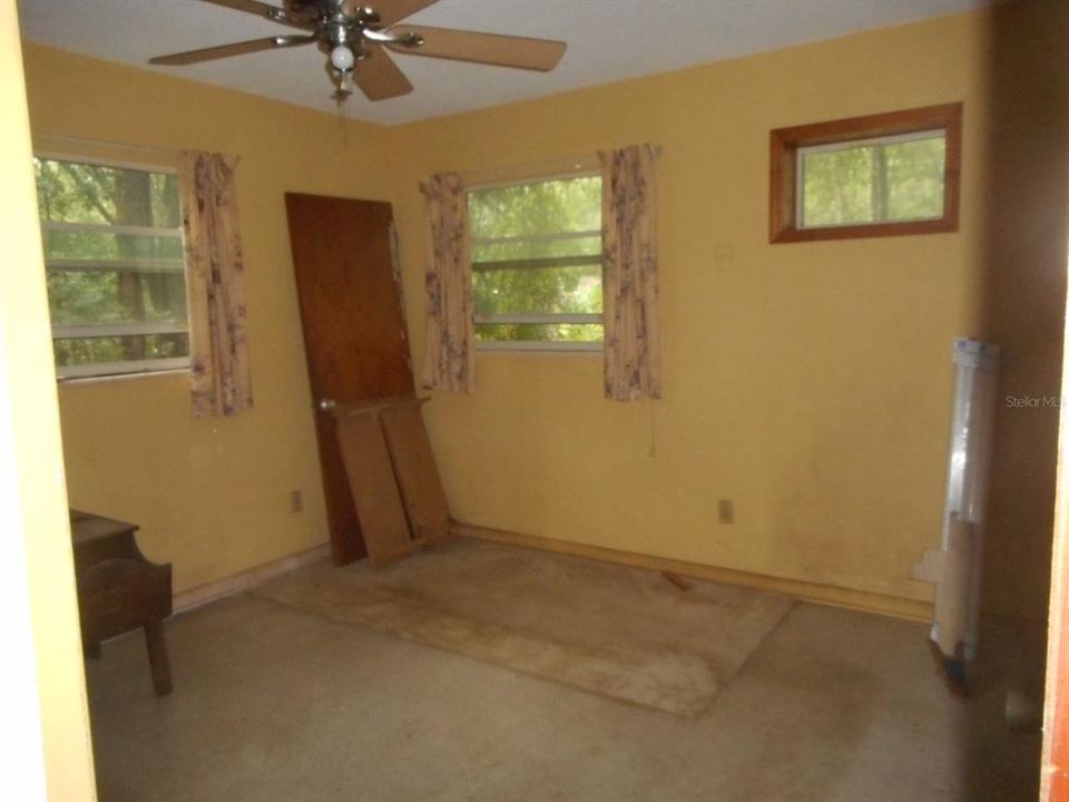 En Venta: $180,000 (3 camas, 2 baños, 1600 Pies cuadrados)
