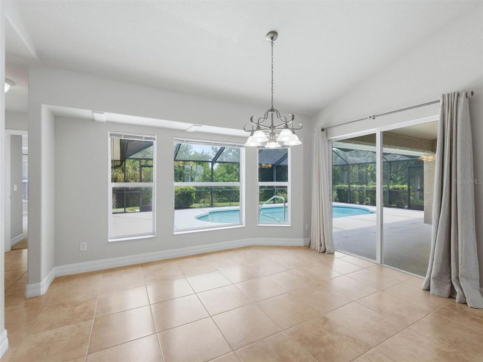 For Sale: $470,000 (3 beds, 2 baths, 1982 Square Feet)