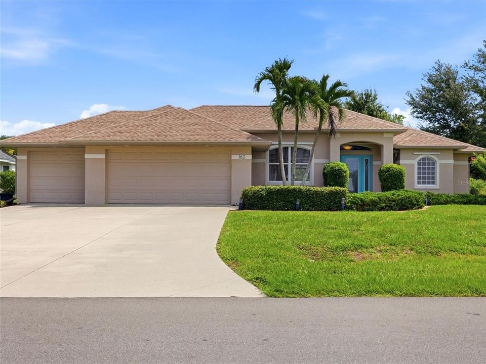 For Sale: $470,000 (3 beds, 2 baths, 1982 Square Feet)