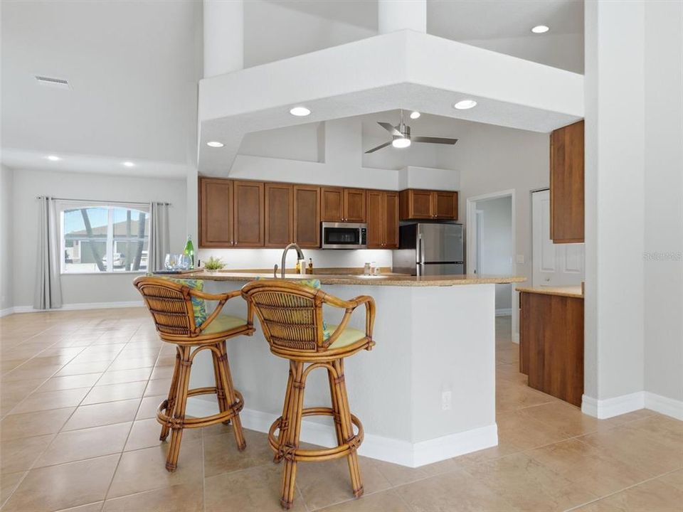 For Sale: $470,000 (3 beds, 2 baths, 1982 Square Feet)