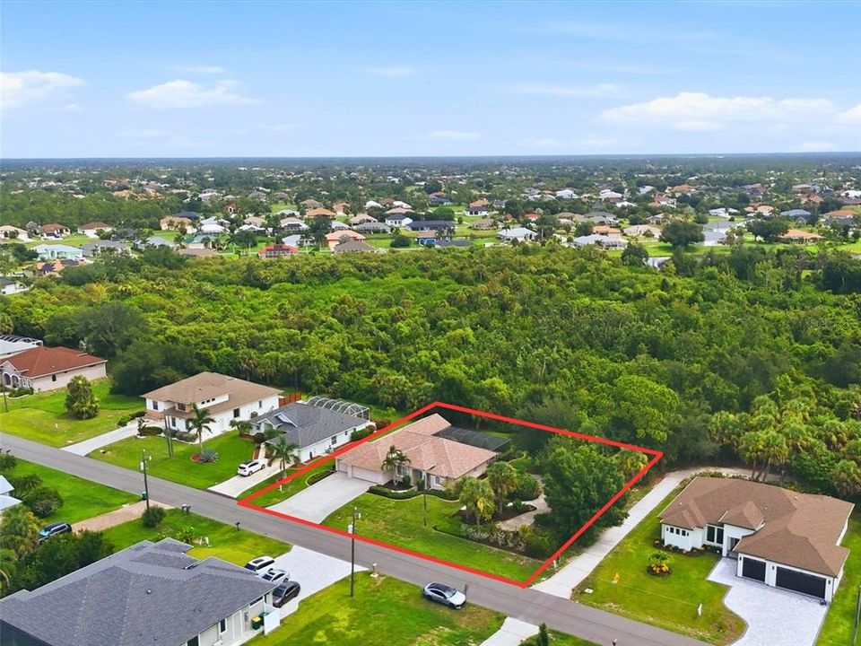 For Sale: $470,000 (3 beds, 2 baths, 1982 Square Feet)