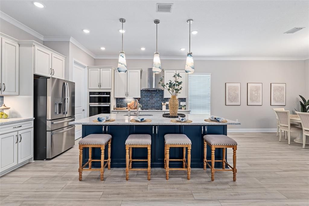 For Sale: $659,000 (4 beds, 2 baths, 3079 Square Feet)
