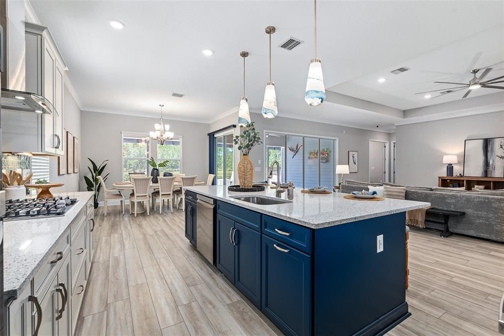 For Sale: $659,000 (4 beds, 2 baths, 3079 Square Feet)