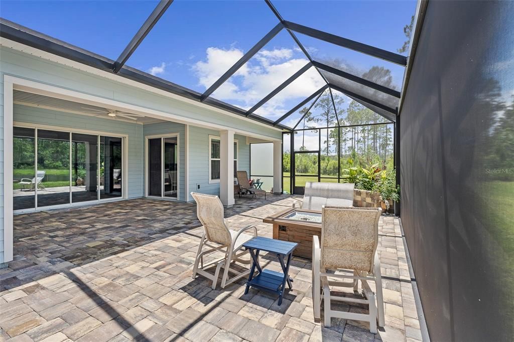 For Sale: $659,000 (4 beds, 2 baths, 3079 Square Feet)