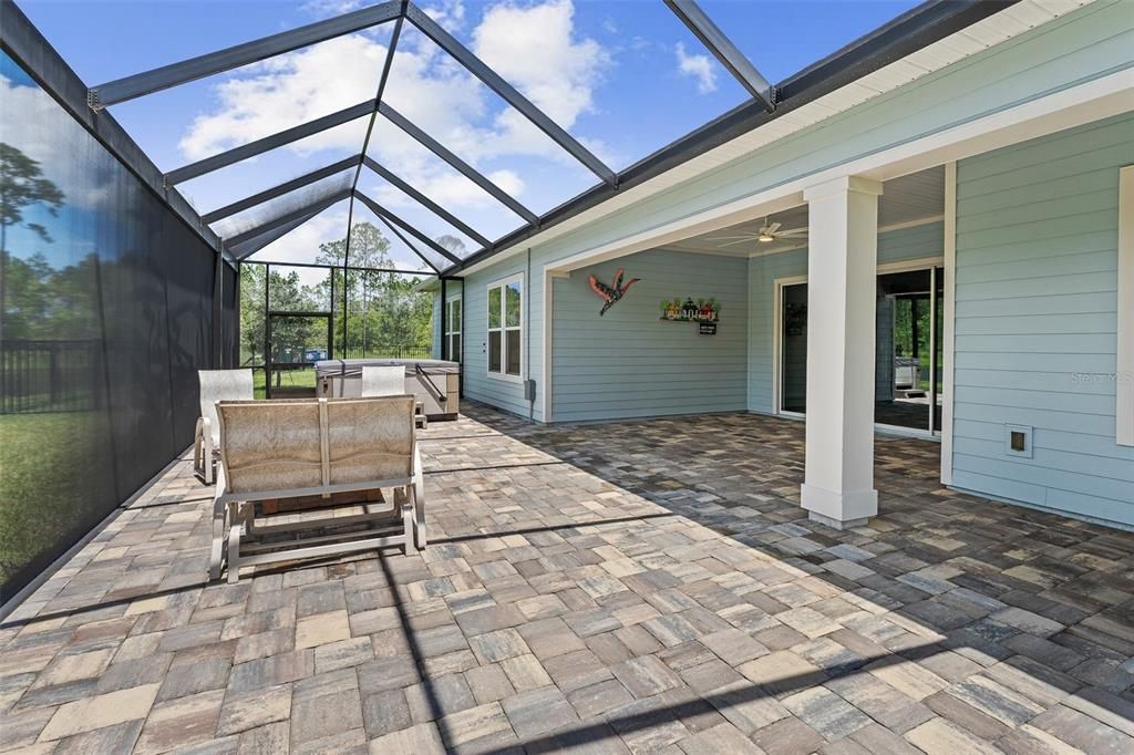 For Sale: $659,000 (4 beds, 2 baths, 3079 Square Feet)