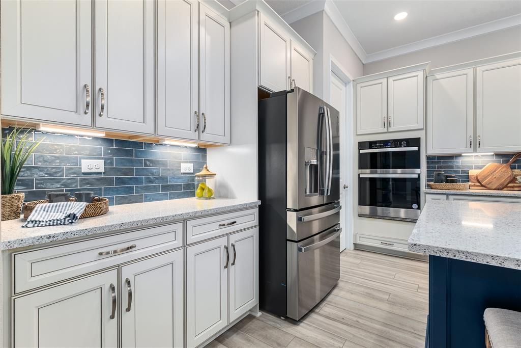 For Sale: $659,000 (4 beds, 2 baths, 3079 Square Feet)