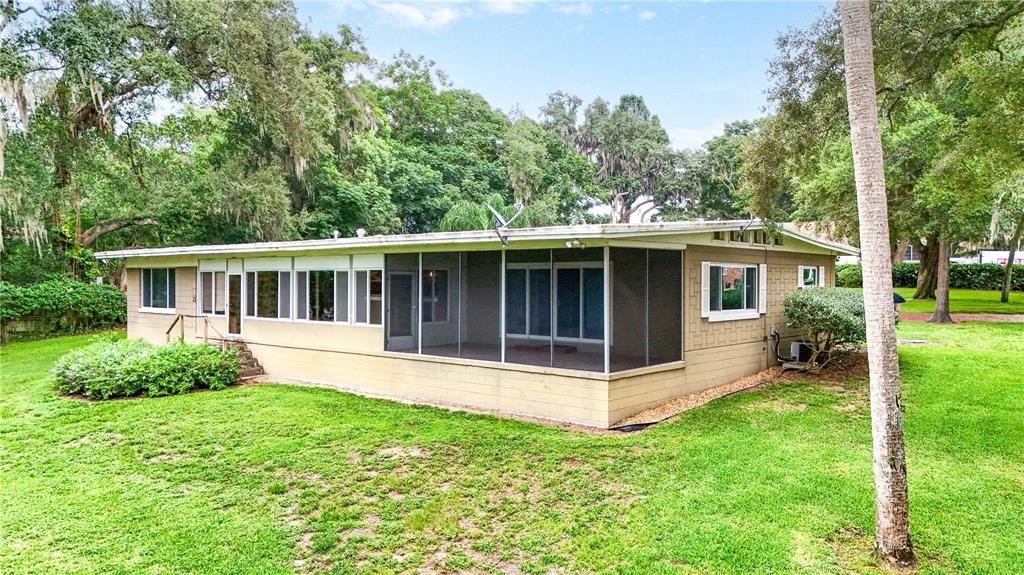 For Sale: $489,900 (4 beds, 3 baths, 2417 Square Feet)
