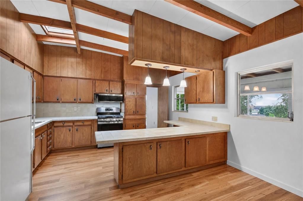 For Sale: $489,900 (4 beds, 3 baths, 2417 Square Feet)