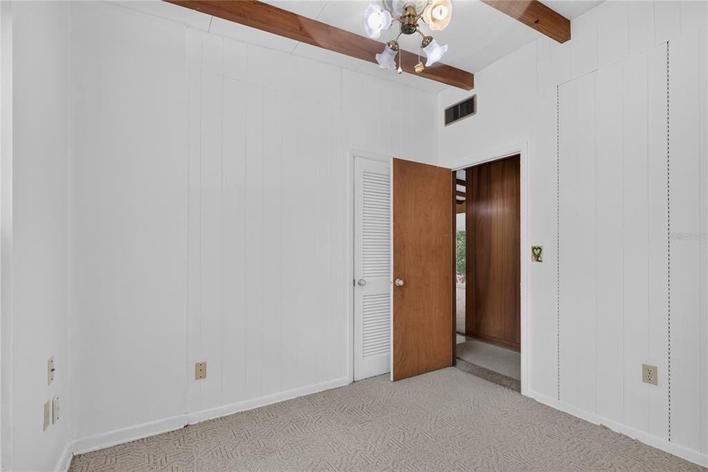 For Sale: $489,900 (4 beds, 3 baths, 2417 Square Feet)