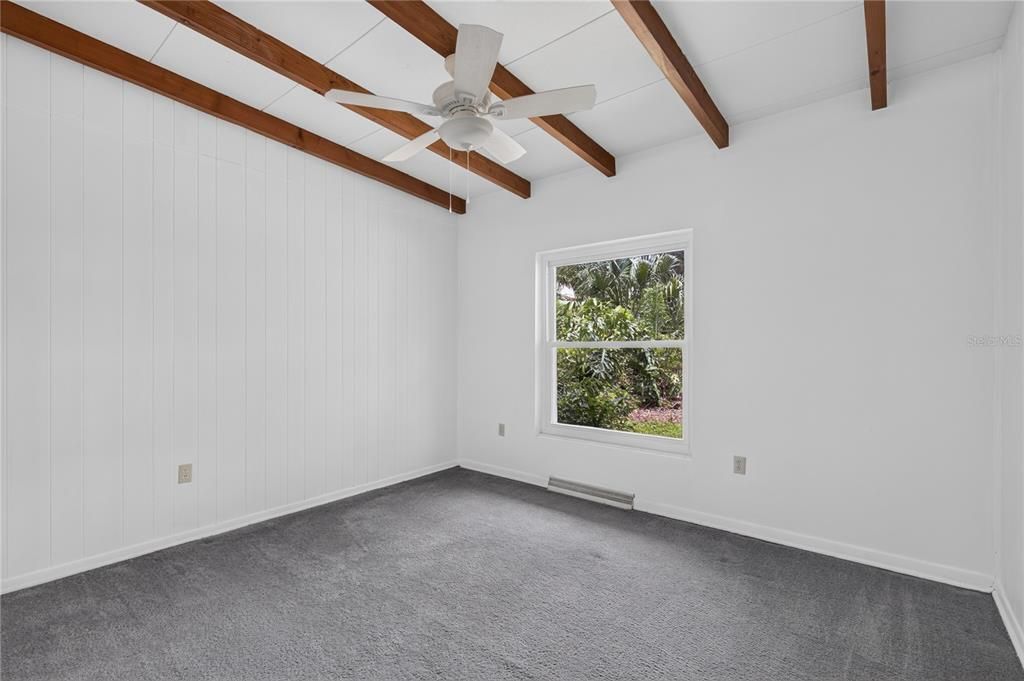 For Sale: $489,900 (4 beds, 3 baths, 2417 Square Feet)